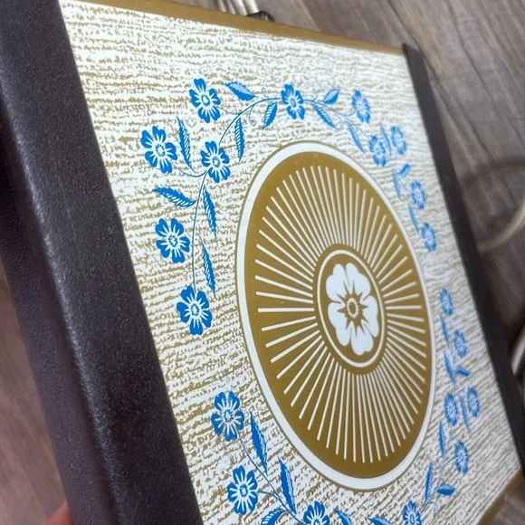 •| final s a l e - Picture 4 of 8